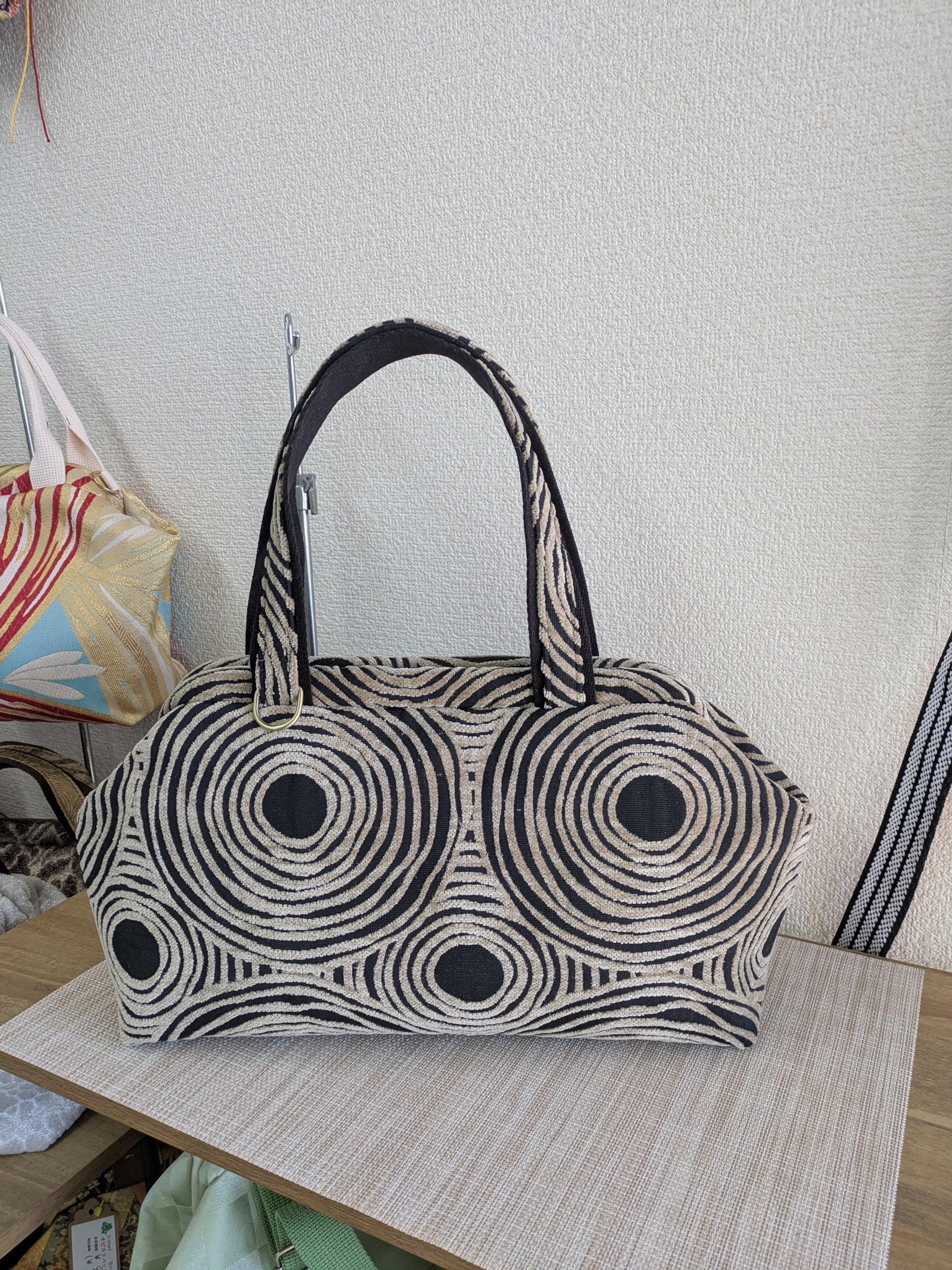 LL2　『こだわり素材』　”五呂”のお気に入り生地　トルコ製生地　コンゴサークル | 1枚目