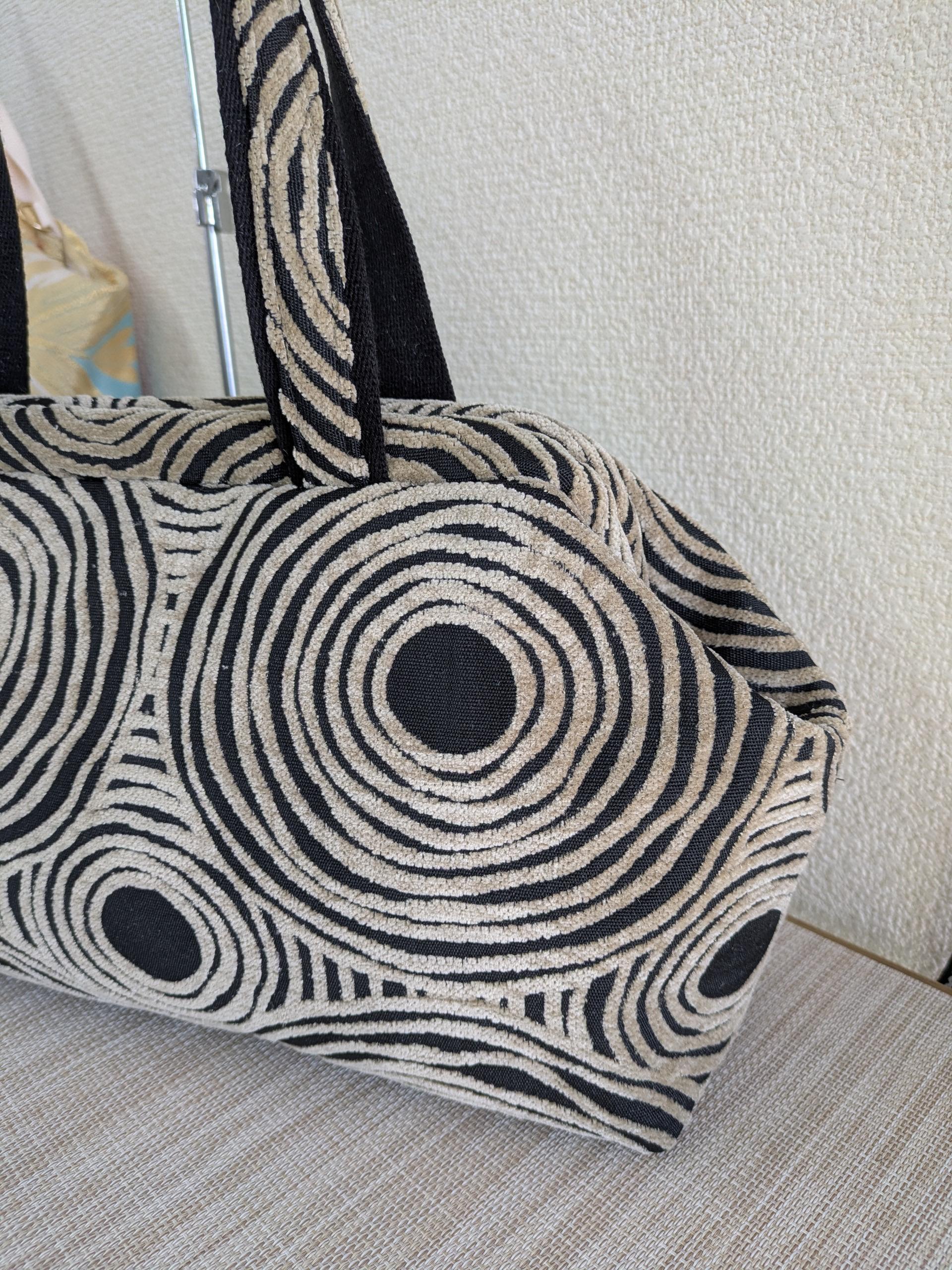 LL2　『こだわり素材』　”五呂”のお気に入り生地　トルコ製生地　コンゴサークル | 3枚目