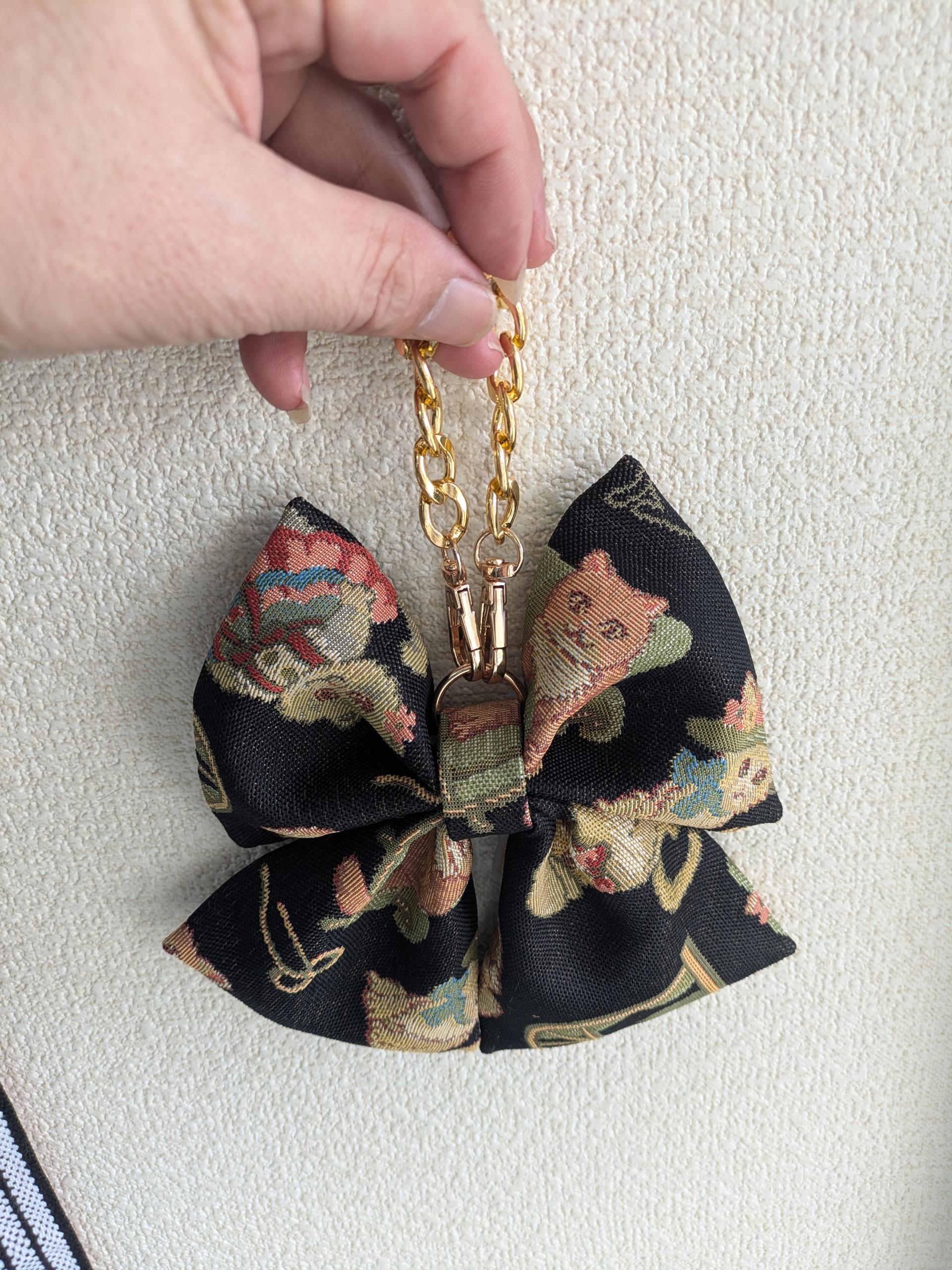 🎀リボンチャーム🎀『帯の華』ひらく職人”五呂”が作る　『尾州織物・ねこまる』★チェーンタイプに変更しました1枚目の画像