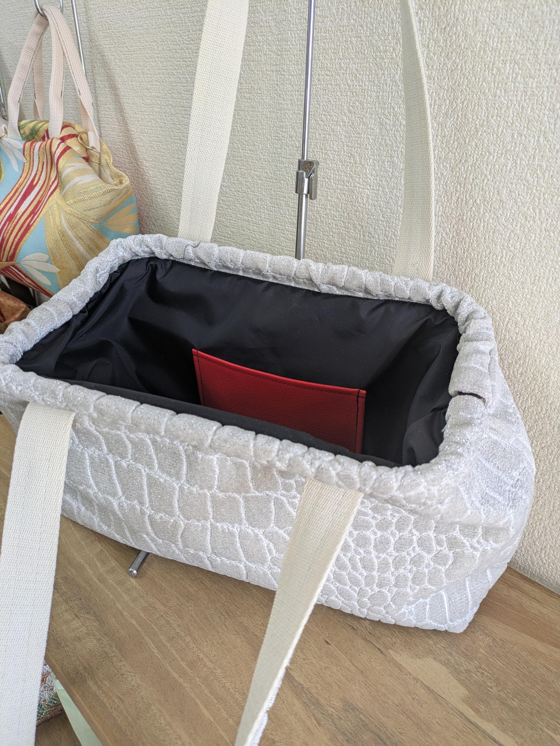 LL2　『PATAO＆PATACO』トルコ製生地　グリッターシャイン　　白 | 13枚目