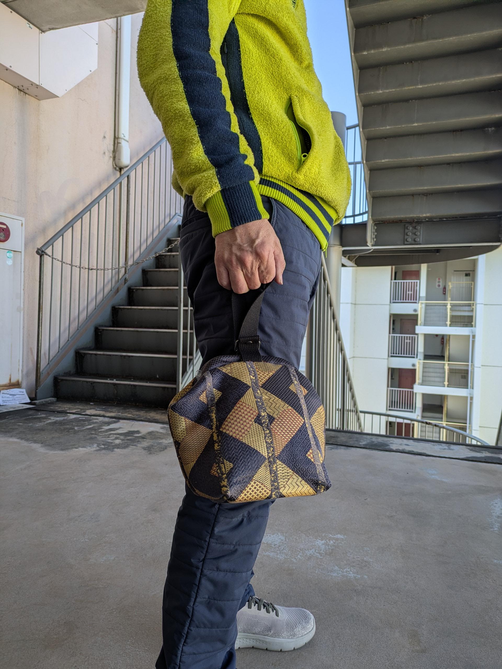 男性にも人気新作！　『ころんバック』Longタイプ　❣新作❣　帯から作った可愛いバック1枚目の画像