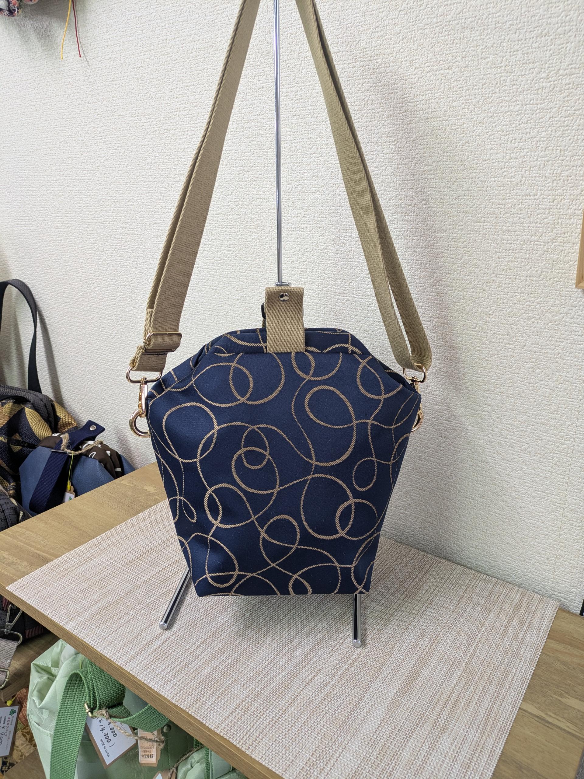 『ころんバック』ショルダータイプ　ちょっと大人な　『UNTANGLE』1枚目の画像